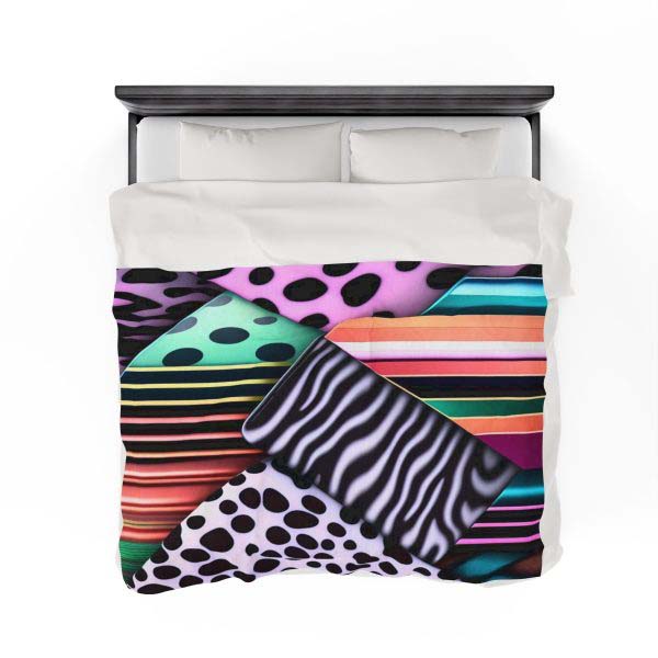 DreamCozy™ Velveteen Plush Blanket | Wrap Yourself in Luxurious Comfort