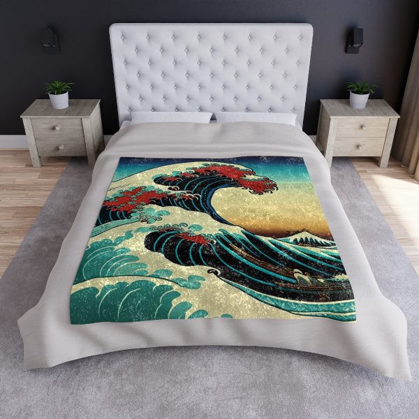GlobeTrotter™ Gentle Waves 🌍 Crushed Velvet Blanket 🛫