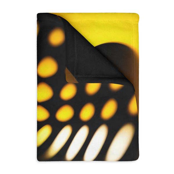 WarmGiggle™ Disco Doze 🎉 Velveteen Minky Blanket 🕺