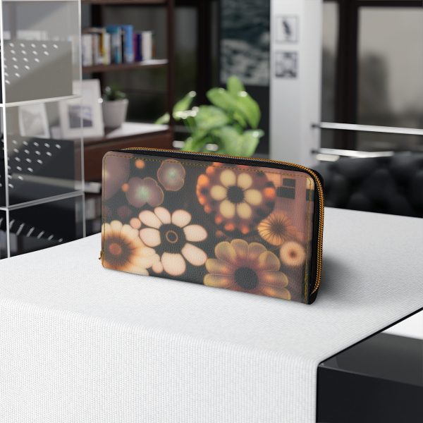 NatureNest Wallet: Earth's Embrace at Your Fingertips