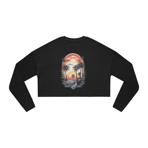 Crop It Like It’s Hot: The Women's Cropped Sweatshirt That’s Breaking the 'Net